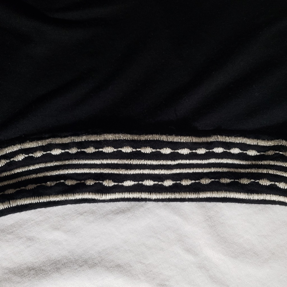 *Fylo* Embroidered black tank, small - Picture 6 of 7